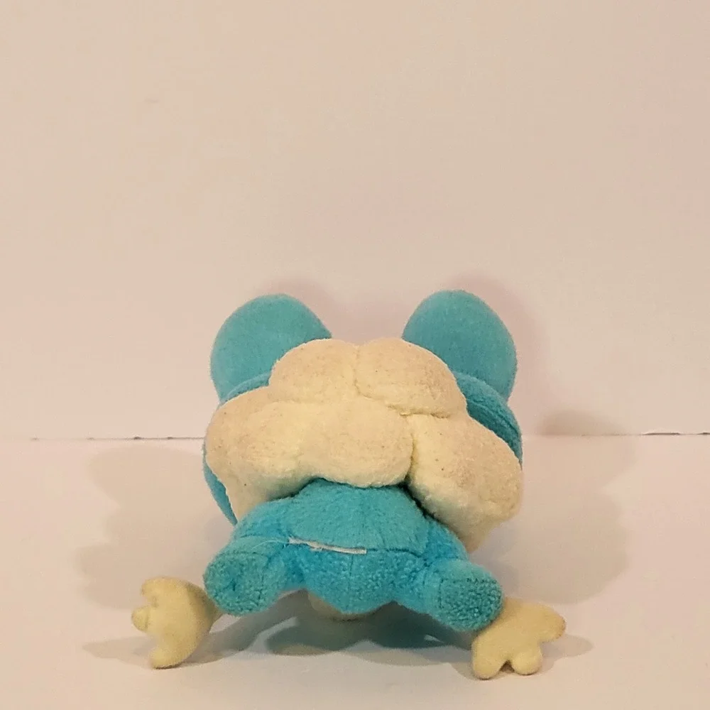 Pokémon Froakie 7